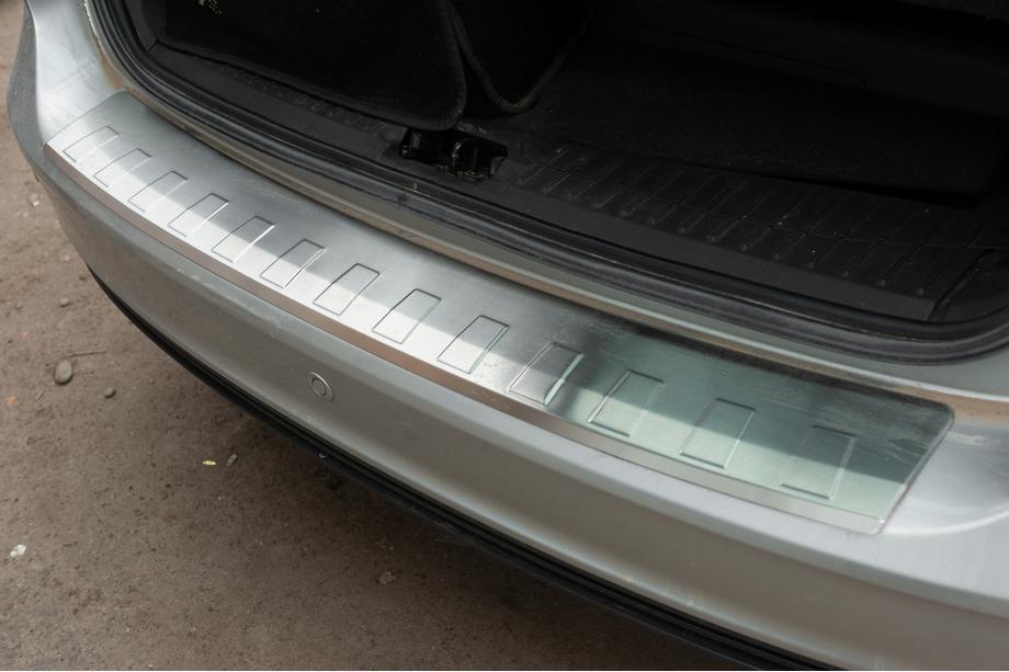 Ford C-Max/Grand C-Max 2010-2019 Protector de Parachoques Trasero OmsaLine (Acero Inoxidable) Image