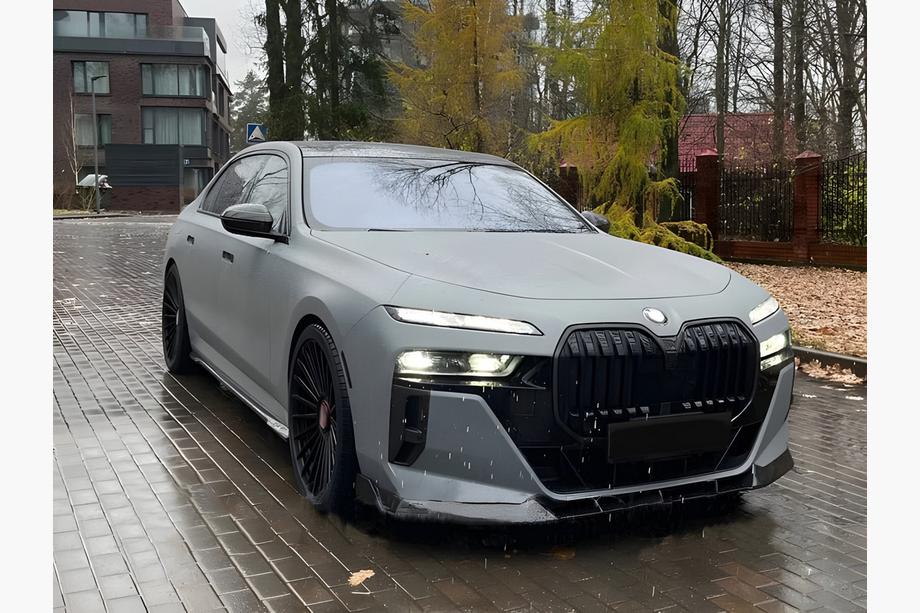 BMW 7 Series G70/G71 2022- Kit de carrocería Aero Kit (para M760, M-Sport y i7 M70) Image