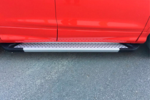 Ford Kuga/Escape 2013-2019 Estribos Laterales Allmond Grey (2 uds, Aluminio) foto 6