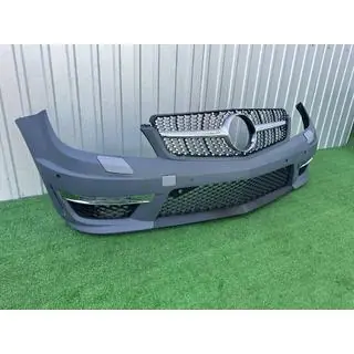 Parachoques delantero 2011-2014 AMG C63 con parrilla Diamond Silver foto 2