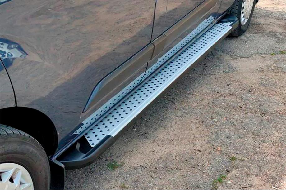 Ford Custom 2013-2022 Estribos Laterales Allmond Grey (2 uds., Aluminio) Foto 1