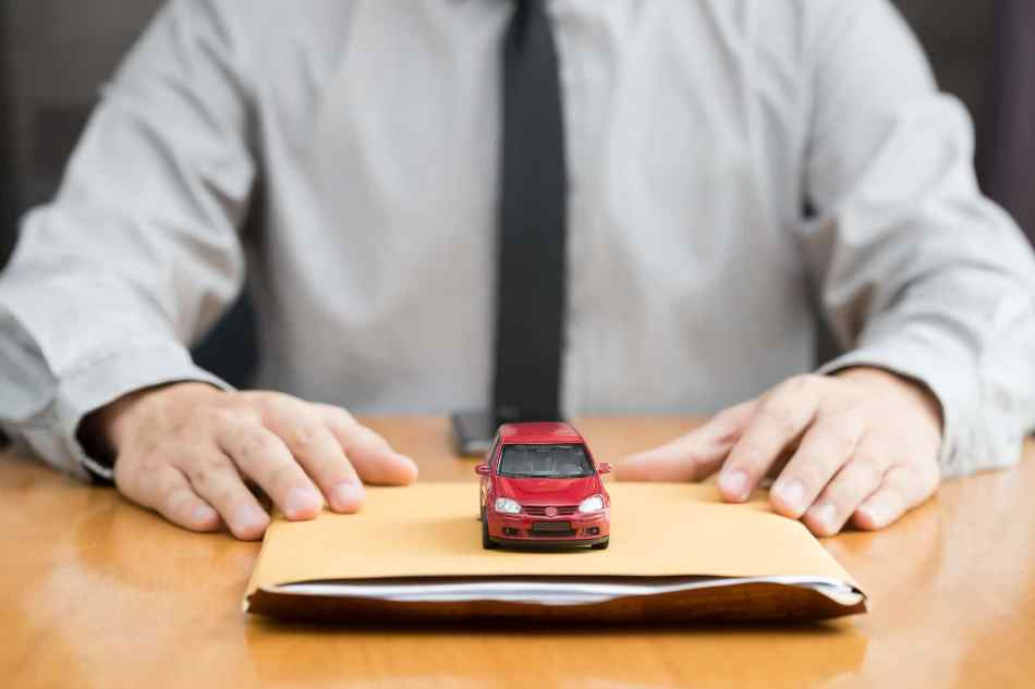 ¿Cómo elegir la mejor compañía de seguros para tu coche?
