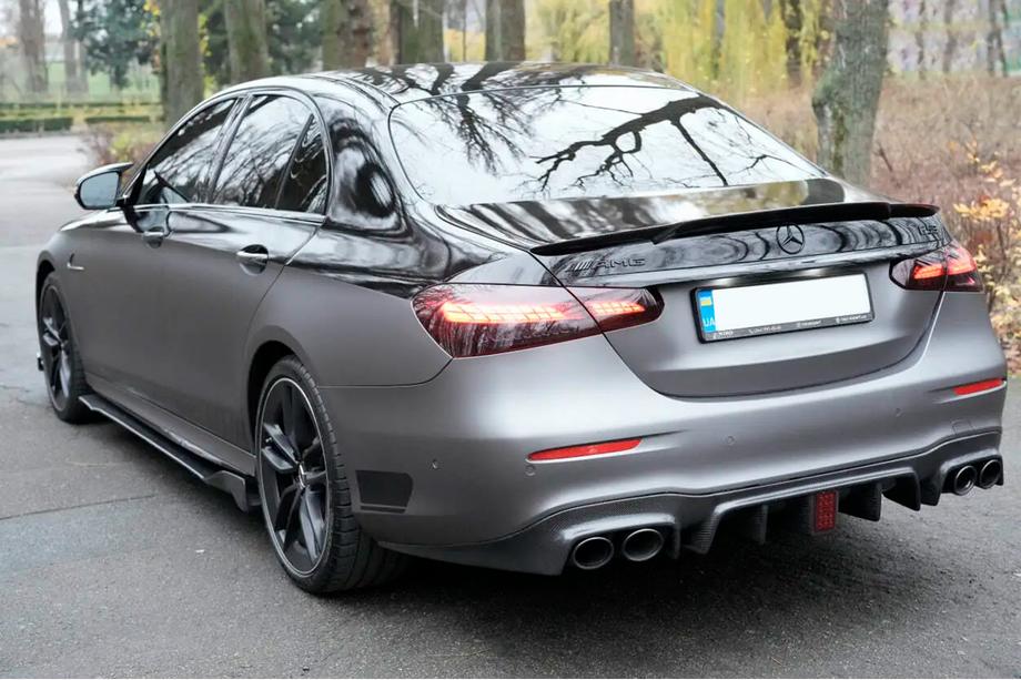 Mercedes E-class W213 2016-2023 Difusor trasero para parachoques E63 AMG 2020-2023, Carbono Foto 1