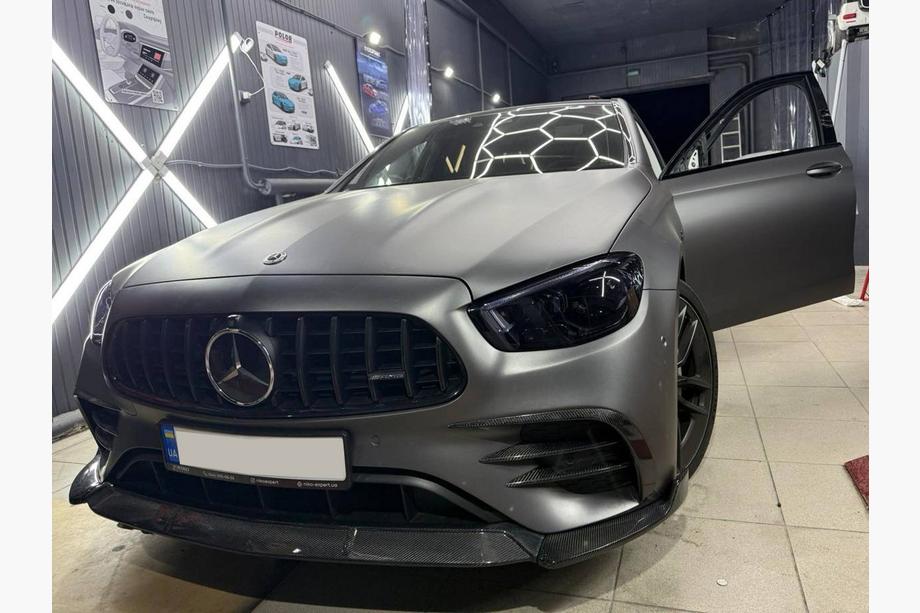 Mercedes E-class W213 2016-2023 Extensiones de parachoques delantero (para AMG-Line 2020+, Carbono Seco) Foto 10
