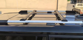 Toyota Land Cruiser Prado 250 2023- Barras transversales originales para rieles de techo (2 uds) foto 1