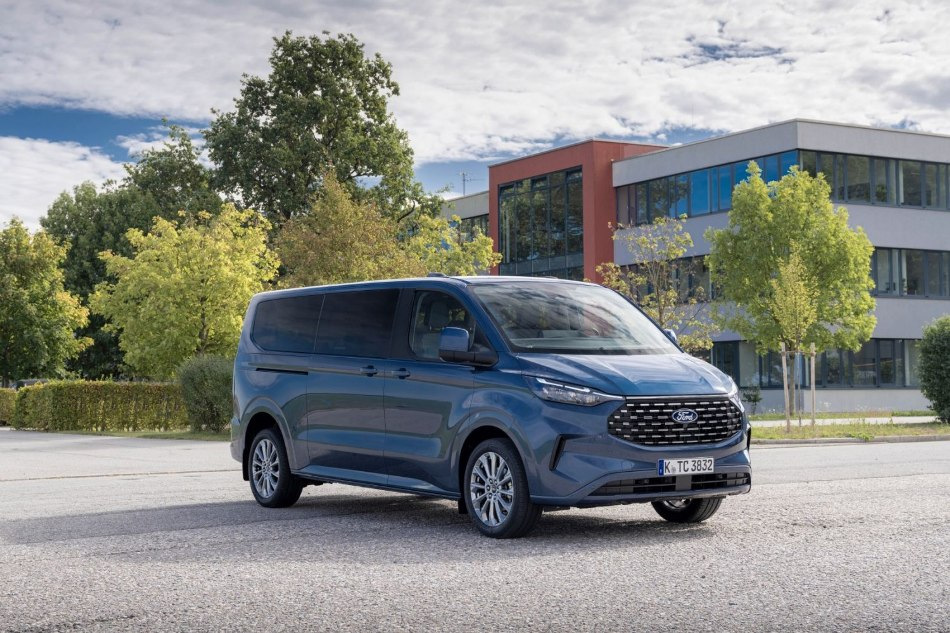 Reseña del monovolumen Ford Tourneo Custom 2024