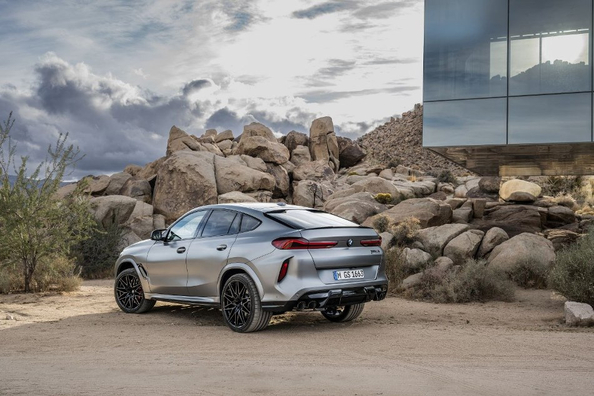 BMW X6 M (F96) actualizado: análisis del crossover cargado Foto 4