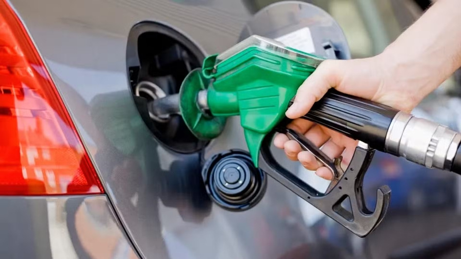 ¿Qué transmisión consume menos combustible?