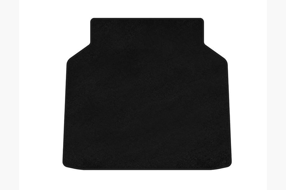 Alfa Romeo Giulia 2016-2022 Alfombrilla de maletero textil Premium (Negro) Image