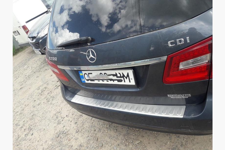 Mercedes E-class W212 2009-2016 Protector de parachoques trasero OmsaLine (2009-2013, SW, acero inoxidable) Foto 3
