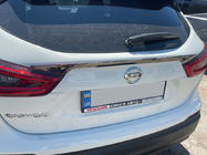 Nissan Qashqai 2014-2021 Moldura cromada sobre la matrícula (acero inoxidable) OmsaLine - Acero Inoxidable Italiano foto 2