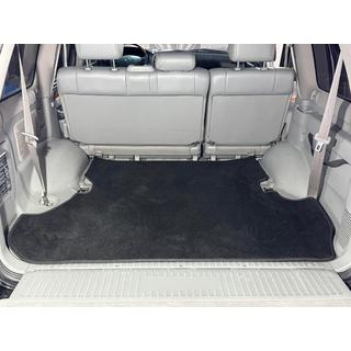 Alfombrilla de maletero textil Premium 2 uds Negra (7 plazas) Toyota Land Cruiser 100 1998-2007 foto 1