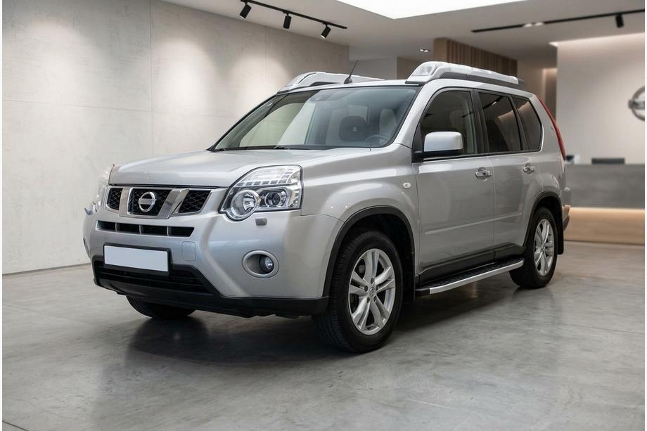 Nissan X-trail T31 2007-2014 Estribos laterales Fullmond (2 uds., aluminio) Image