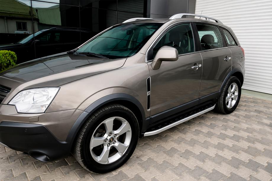 Opel Antara 2006-2017 Estribos Laterales Fullmond (2 uds, aluminio) Image