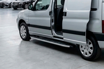 Peugeot Partner 1996-2008 Estribos Laterales Fullmond (2 uds, aluminio) foto 1