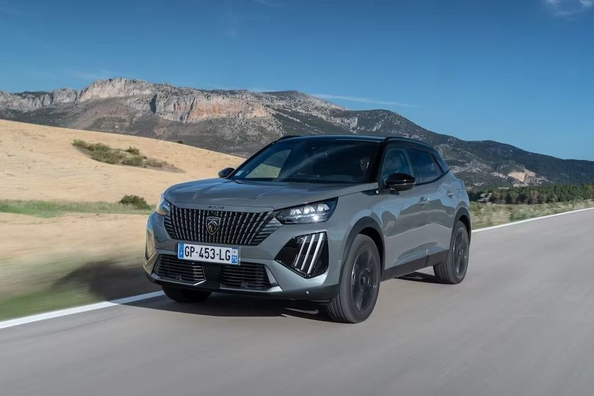 Peugeot 2008 actualizado: una nueva mirada al crossover urbano Foto 3