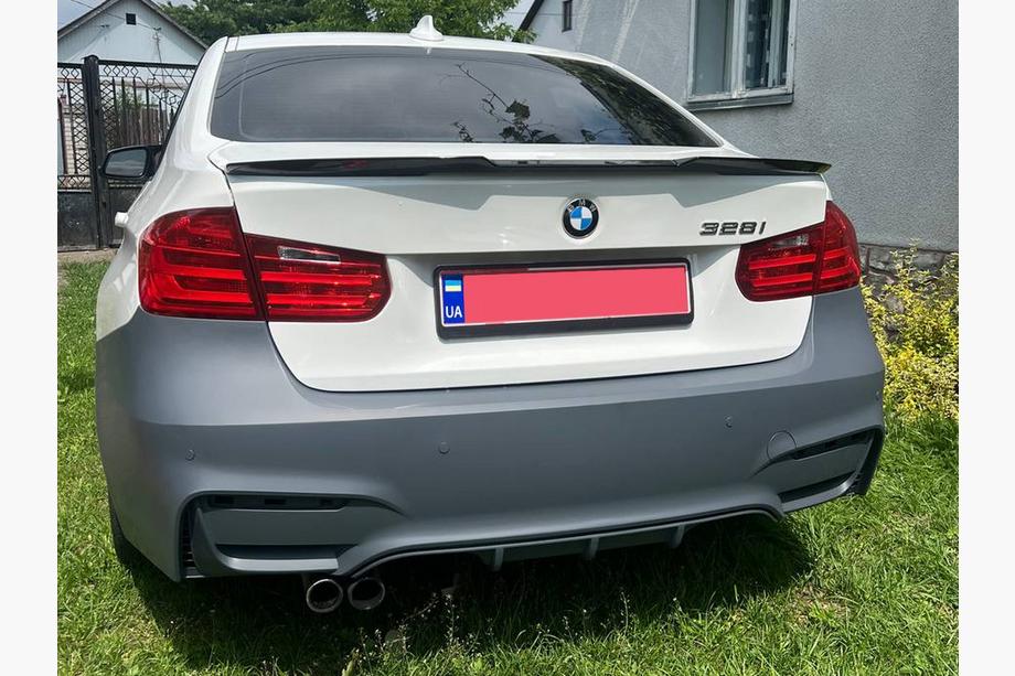 BMW 3 Series F30/F31 2012-2019 Paragolpes trasero estilo F80 M3 (para F30) Image