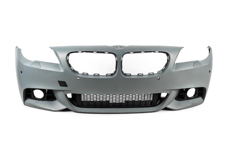 BMW 5 Series F10/F11 2010–2016 Parachoques delantero M-Performance Image