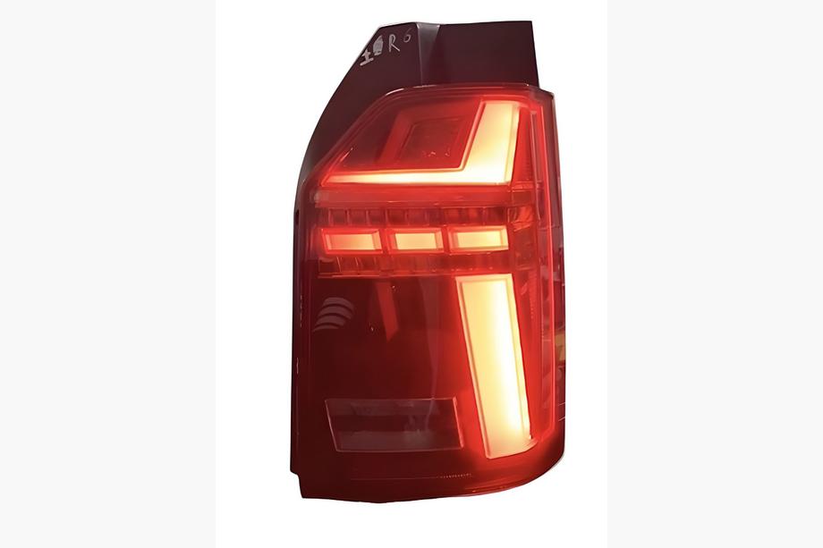 Volkswagen T6 2015-2024 Pilotos traseros (para 1 puerta / portón trasero) (2 uds.) Image
