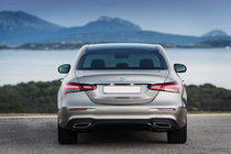 Mercedes E-class W213 2016-2023 Pilotos traseros (2020-2024, 2 uds) foto 1