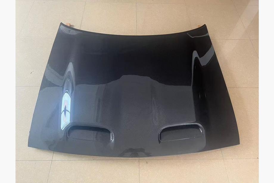 Dodge Challenger 2008-2023 Capó (Carbono) Image