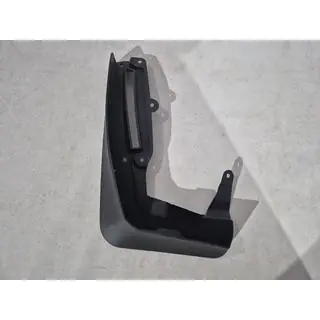 Faldilla guardabarros Premium delantera izquierda para G11/12 (1 ud) foto 4