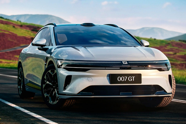 Zeekr 007 GT 2025: Análisis del familiar eléctrico y dinámico Foto 3