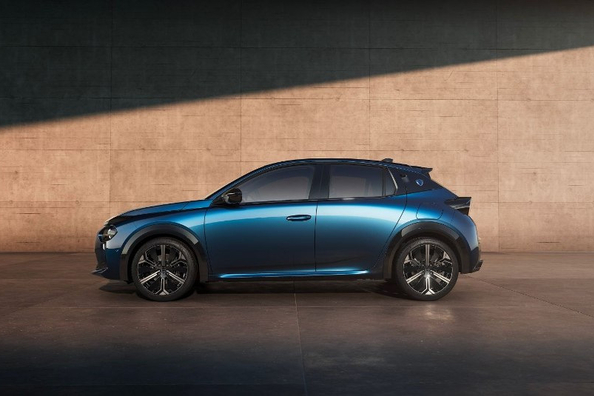 Lancia Ypsilon (L21): El regreso del estilo y la eficiencia Foto 3