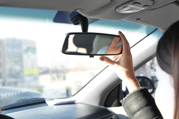 ¿Qué revisar en el coche antes de salir?