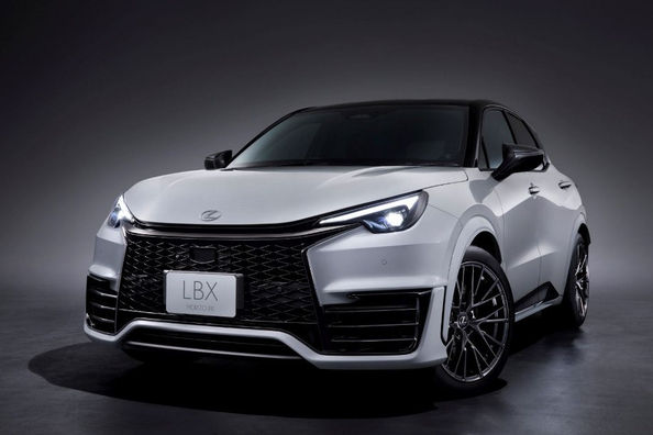 Reseña del Lexus LBX 2025: un crossover compacto con un toque premium Foto 1
