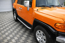 Toyota FJ Cruiser 2006-2022 Estribos laterales Fullmond (2 uds., aluminio) foto 1