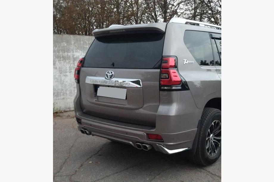 Toyota Land Cruiser Prado 150 2009-2023 Protector de Parachoques Trasero Modelista V3 (2017-) Blanco Foto 2