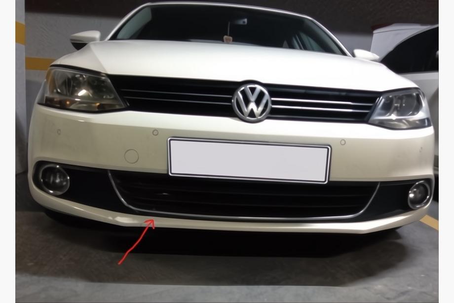 Volkswagen Jetta 2011-2018 Protector embellecedor de parachoques delantero U 2011-2014 acero inoxidable Image