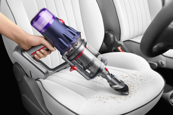 Cómo elegir la aspiradora de coche perfecta: una guía para la limpieza interior