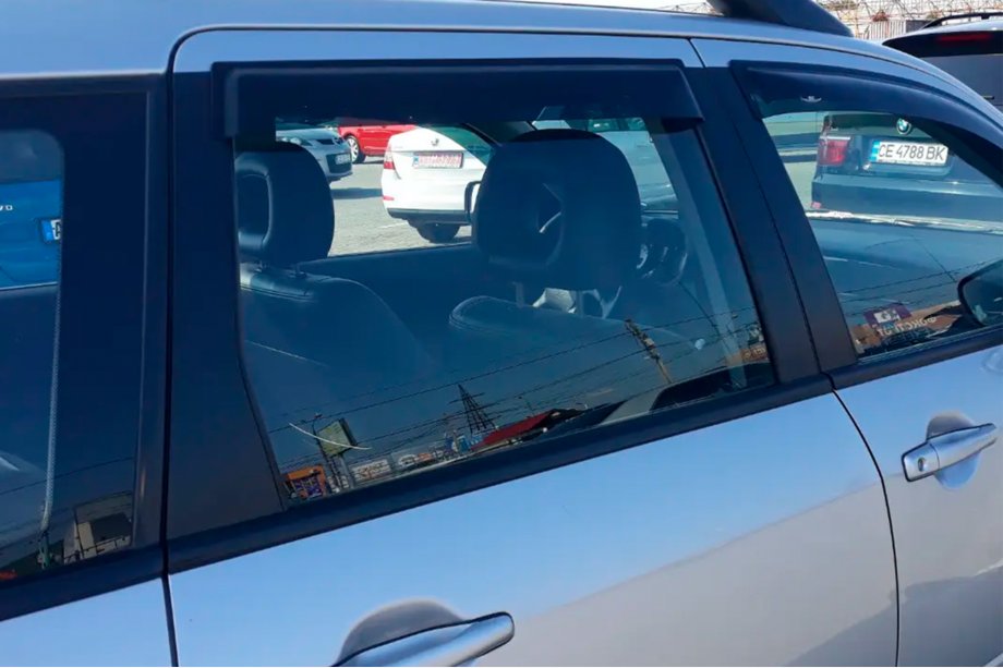 Mitsubishi Outlander 2001-2006 Deflectores de Ventana (4 uds, HIC) Foto 3