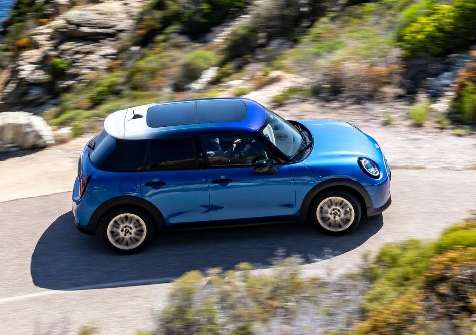 Prueba del nuevo Mini Hatch (F65) 5 puertas: La cuarta generación del icónico hatchback