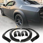 Dodge Challenger 2008-2023 Aletines de guardabarros (2015-2019, Carbono) foto 1