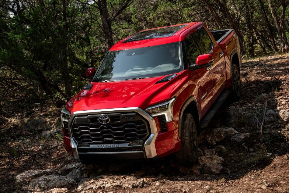 Reseña de la Toyota Tundra: potencia y confiabilidad en la tercera generación