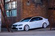 ¿Qué color de llantas combinarán con un coche blanco? foto 1