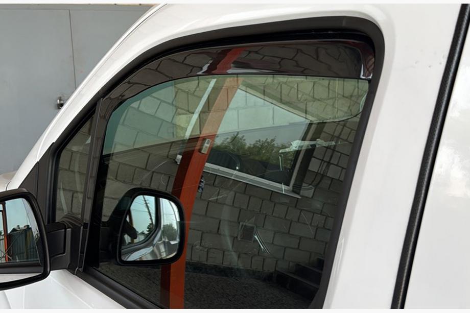 Peugeot Partner/Rifter 2019- Deflectores de viento insertables Niken Luxury (2 uds) Foto 2