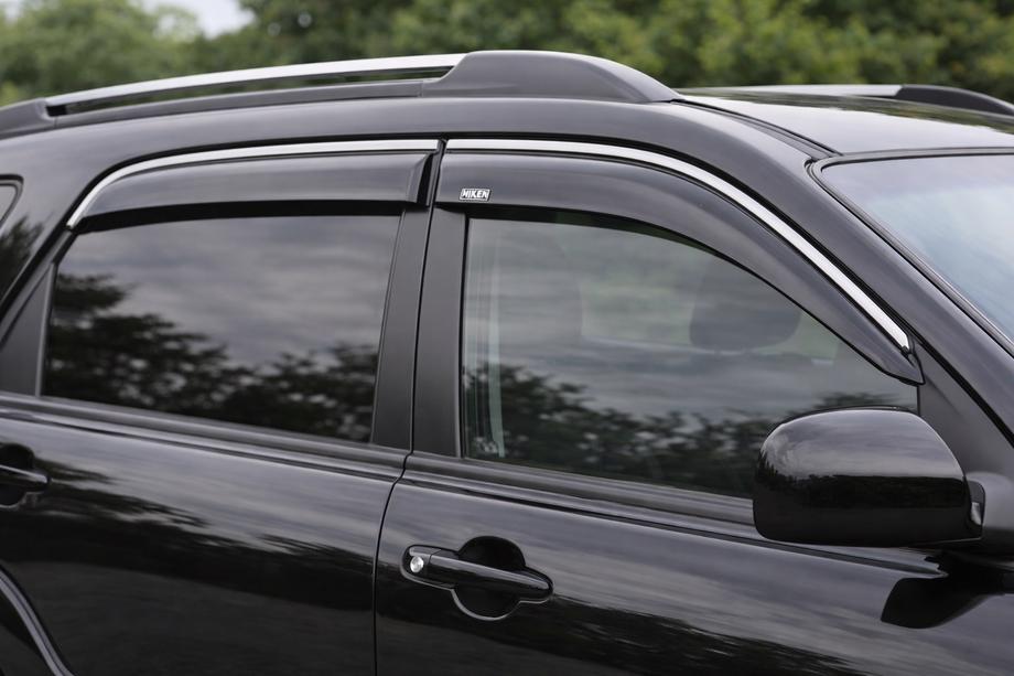 Kia Sportage 2004-2010 Deflectores de Ventana con Moldura Cromada Niken Luxury (4 uds) Foto 2