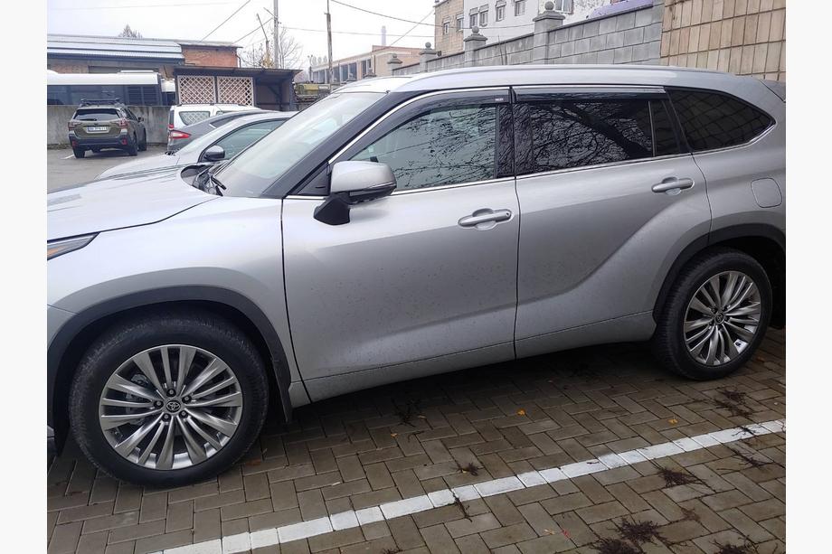 Toyota Highlander 2019- Deflectores de Ventana con Moldura Cromada Niken Luxury (4 uds) Foto 11