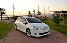 Toyota Auris 2007-2012 Faldones laterales (imprimados para pintar) foto 1