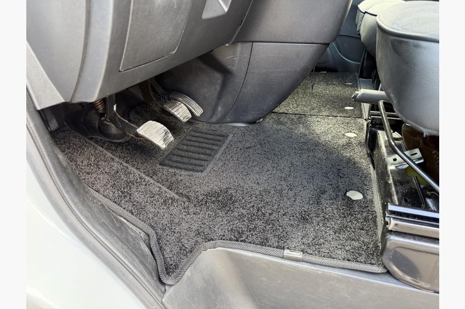 Fiat Talento 2016- Alfombrillas de moqueta Deluxe (2 uds, negro) Image