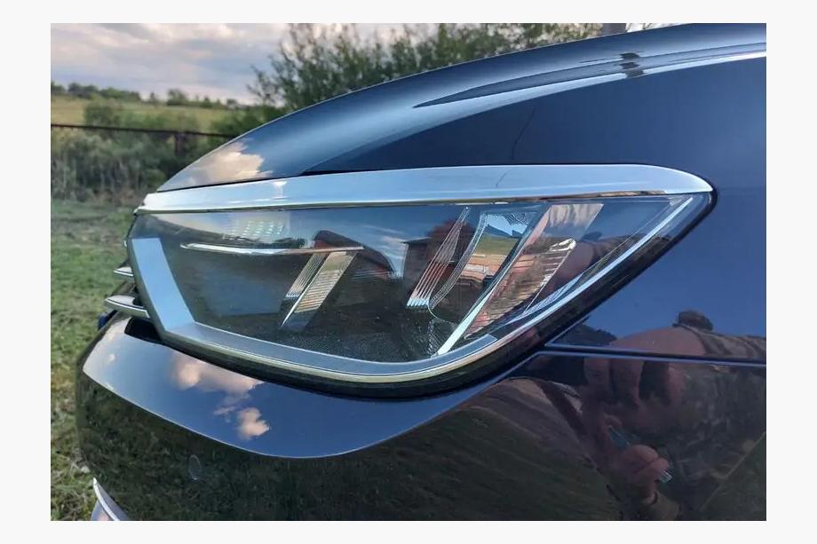 Volkswagen Passat B8 2015-2023 Cubiertas de Faros Acero Inoxidable (2015-2018, 2 uds) Image