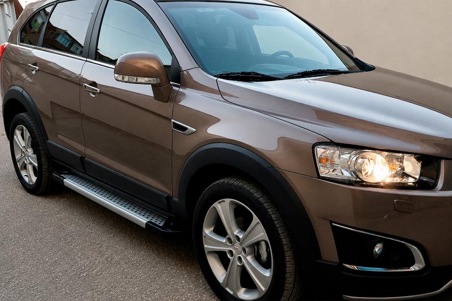 Opel Antara 2006-2017 Estribos laterales Allmond Grey (2 uds., aluminio) 2007-2015 Image