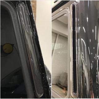 Cubiertas de pilares traseros de carbono foto 1