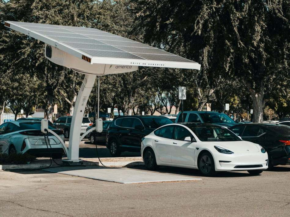Pros y contras de comprar un coche eléctrico usado: ¿Vale la pena el gasto?