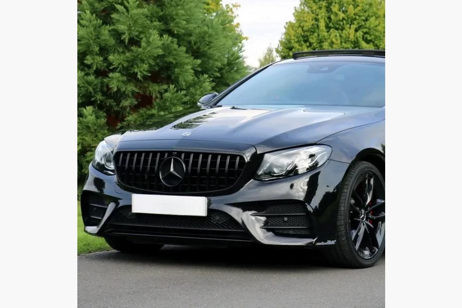 Mercedes E-class coupe C238 2016-2024 Parrilla Delantera GT Panamericana Negra (para Avantgarde/AMG-Line/E43 AMG/E53 AMG 2016-2020) Image