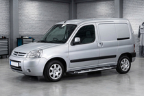 Citroen Berlingo 1996-2008 Estribos Laterales Sunrise (2 uds., Aluminio) foto 1